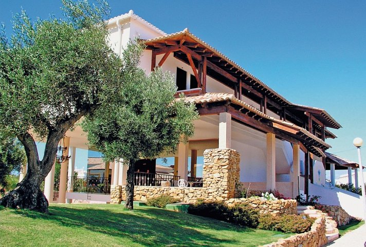 Luzmar Villas