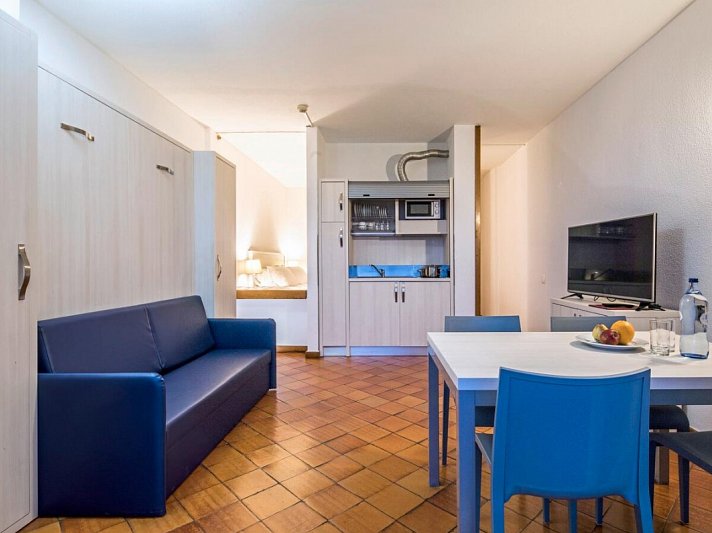 Meia Praia Lagos Beach Club Apartments