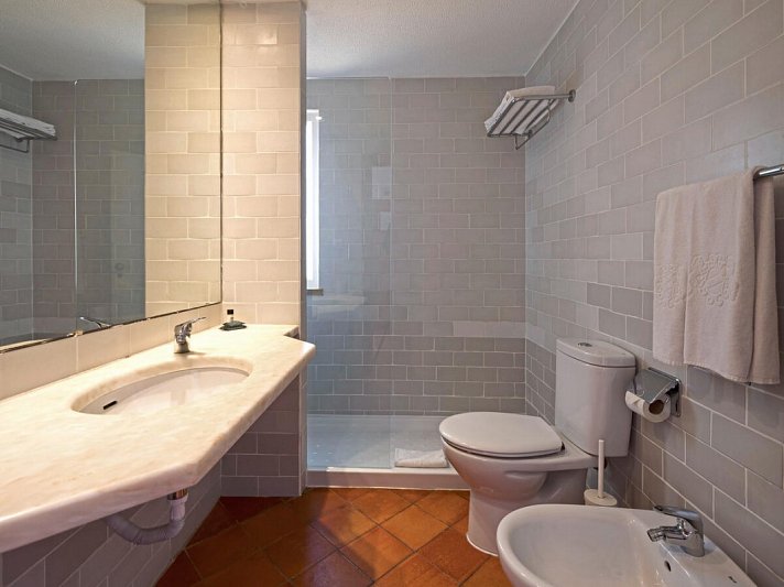 Meia Praia Lagos Beach Club Apartments