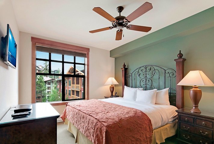 The Village Lodge Mammoth Lakes