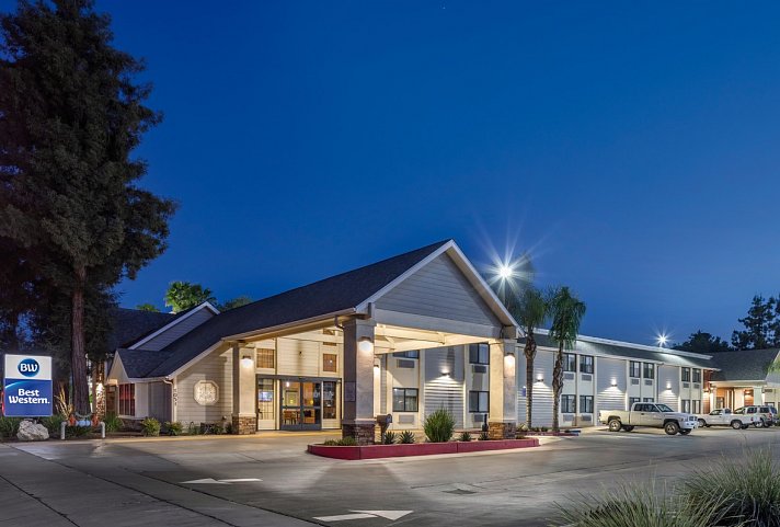 Best Western Town & Country Lodge