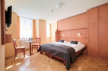 JUFA Hotel Meersburg - Wohnbeispiel Doppelzimmer (Zimmercodierung DB1/DC1)