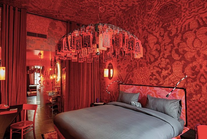 25hours Hotel Piazza San Paolino - Wohnbeispiel Doppelzimmer Medium (Inferno) (Zimmercodierung DB1)