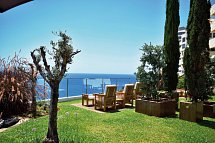Madeira Regency Cliff
