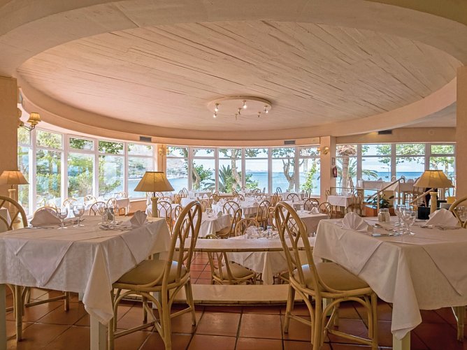 Baía Madeira Hotel