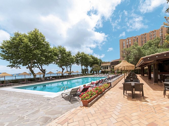 Baía Madeira Hotel