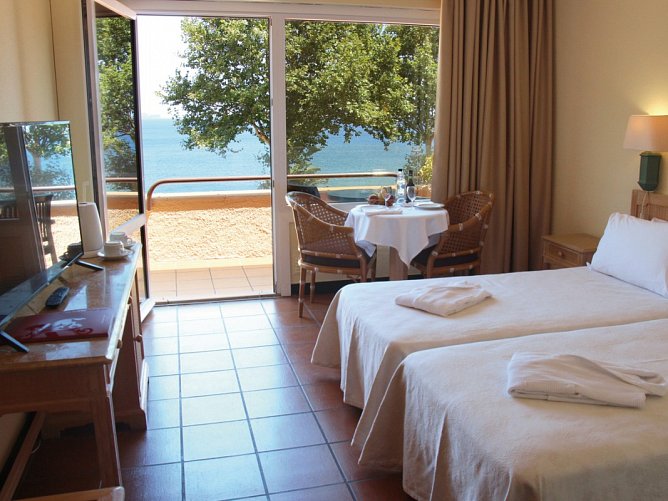 Baía Madeira Hotel - Wohnbeispiel Doppelzimmer Meerblick (Zimmercodierungen DBM & D1M)