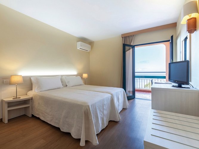 Garajau Madeira Hotel - Wohnbeispiel Doppelzimmer Classic Meerblick (Zimmercodierung DBM)