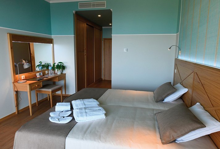 Hotel do Campo - Wohnbeispiel Doppelzimmer Meerblick (Zimmercodierungen DBN & DBM)