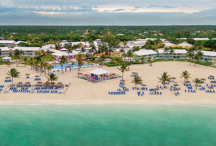 Viva Fortuna Beach by Wyndham