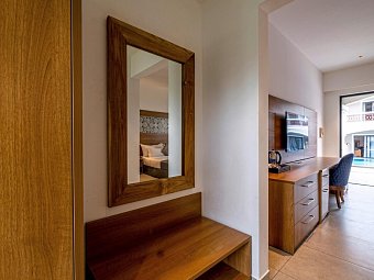 Chalston Beach Resort - Wohnbeispiel Deluxe (Zimmercodierung UD1)