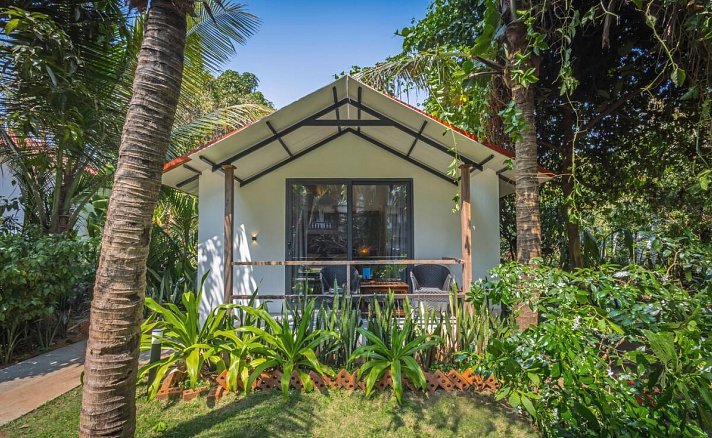 Chalston Beach Resort