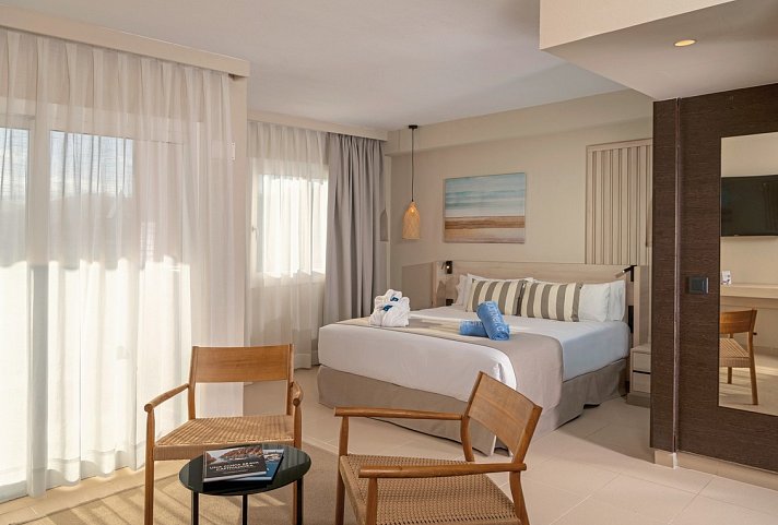 AQUA Hotel The Breeze - Wohnbeispiel Juniorsuite (Zimmercodierungen JB1 & JB2)