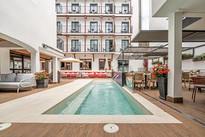 Neptuno & Spa