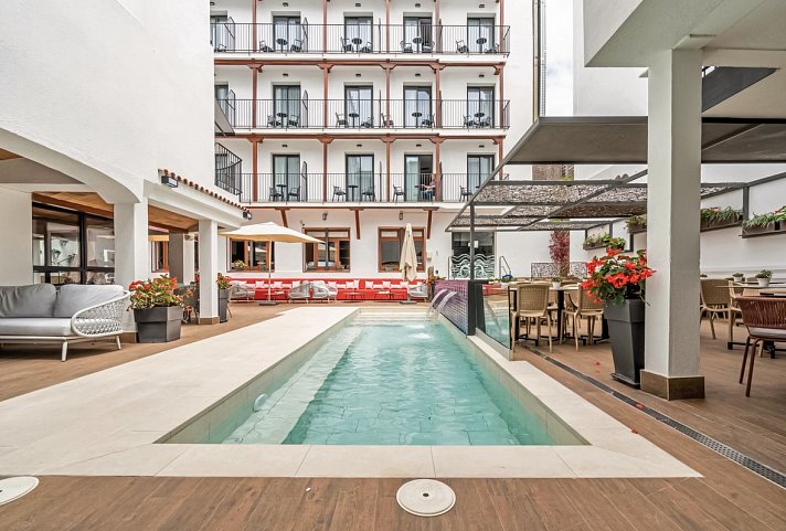 Neptuno & Spa