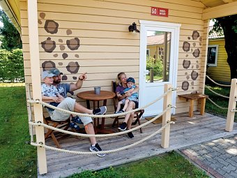 Serengeti Park Lodge - Wohnbeispiel Comfort Lodge (Zimmercodierungen UX4, XB4 & XG4)
