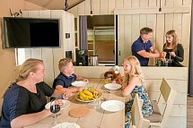 Serengeti Park Lodge - Wohnbeispiel Tongasoa Lodge (Zimmercodierungen UX8 & UX7)