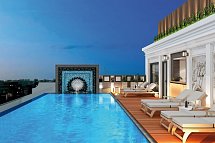 The Lapis Hotel