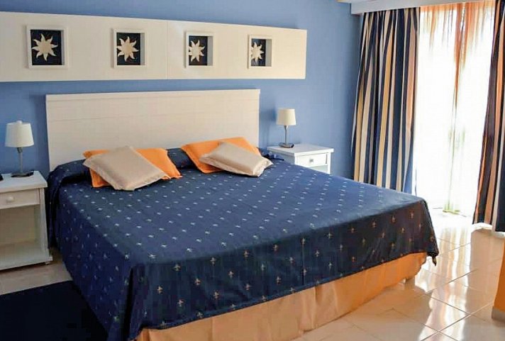 Blau Arenal Habana Beach - Wohnbeispiel Superior (Zimmercodierung US1)