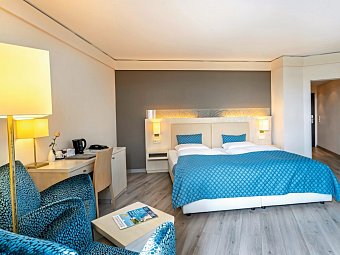 ambassador hotel & spa - Wohnbeispiel Doppelzimmer Landblick (Zimmercodierung DB1)