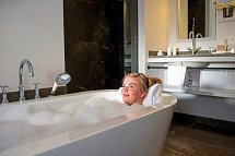 Benen-Diken-Hof - Wohnbeispiel Juniorsuite Komfort (Zimmercodierung JF1)