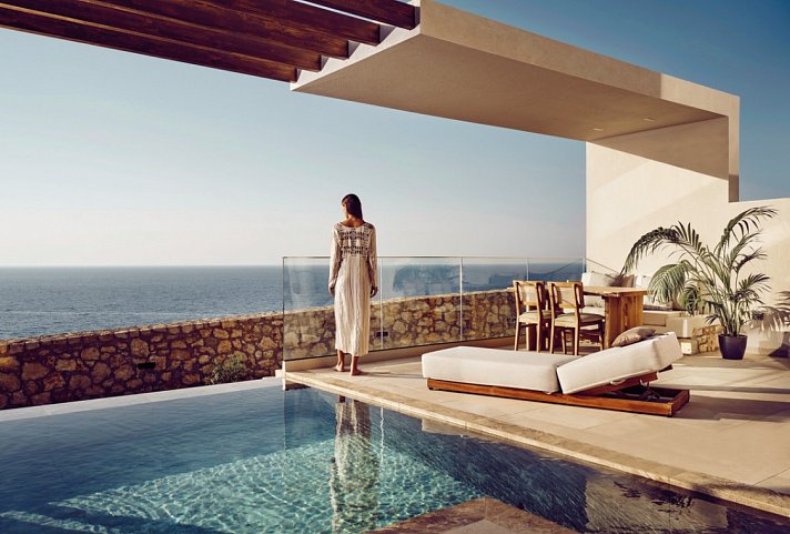 The Royal Senses Resort & Spa, Curio Collection by Hilton