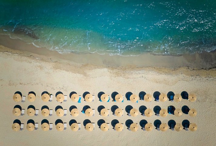 Oros Luxury Beach Resort