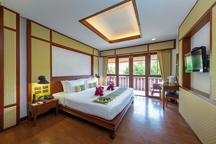 P.P. Erawan Palms Resort