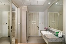 The Briza Beach Resort Khao Lak - Badbeispiel Deluxe Pool Access (Zimmercodierung UDQ)