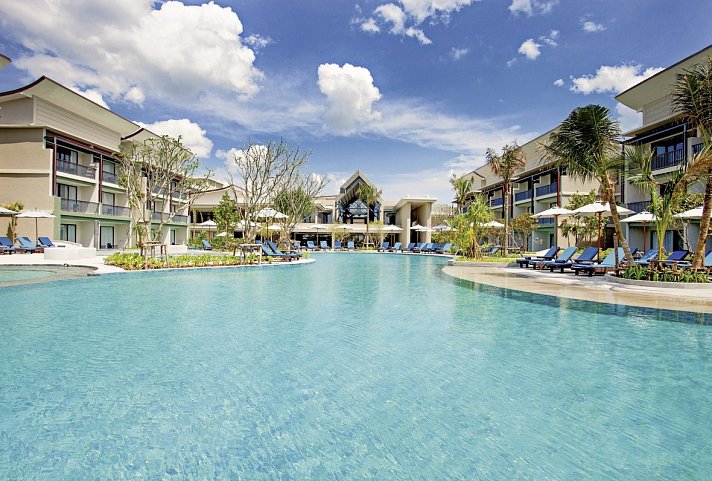 Le Méridien Khao Lak Resort & Spa