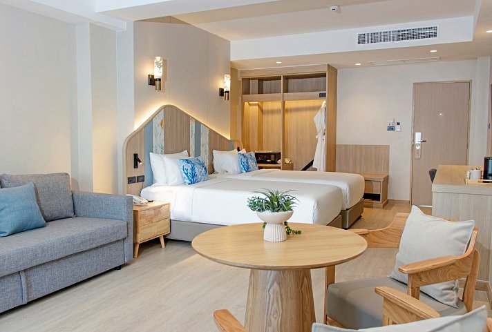 Khaolak Emerald Beach Resort & Spa - Wohnbeispiel Deluxe (Zimmercodierung UD1)