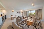 Fort Arabesque - The West Bay