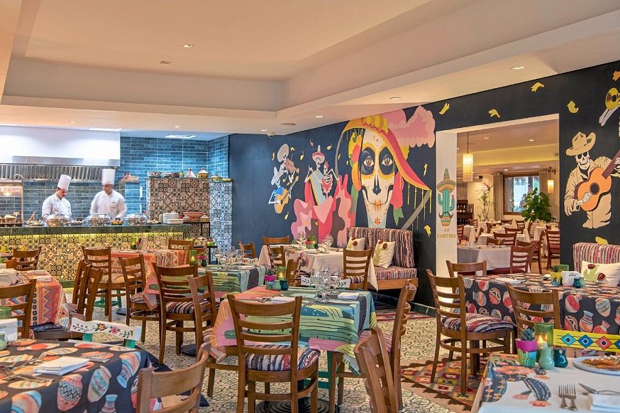 Fort Arabesque - The West Bay