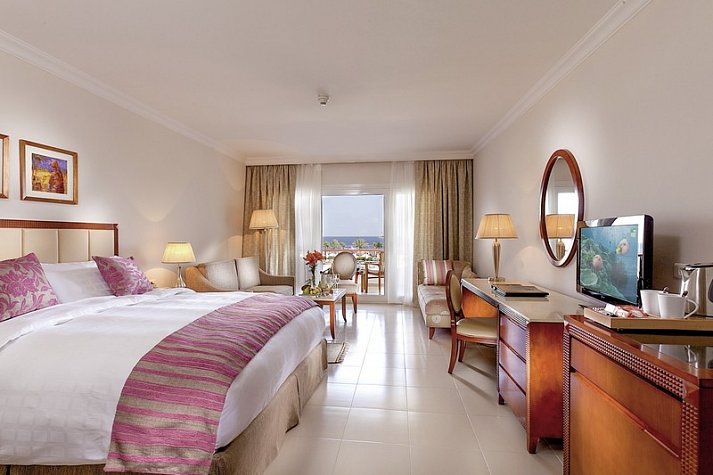 Baron Palace Sahl Hasheesh - Wohnbeispiel Doppelzimmer Deluxe Meerblick (Zimmercodierungen DDM & DCM)