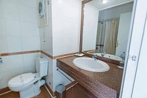 Shams Safaga Resort - Beispiel Bad Doppelzimmer Standard seitl. Meerblick (Zimmercodierungen DGN, DCN, DPN, DG1, DC1 & DGA)