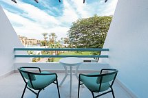 Shams Safaga Resort - Beispiel Balkon Doppelzimmer Standard seitl. Meerblick (Zimmercodierungen DGN, DCN, DPN, DG1, DC1 & DGA)