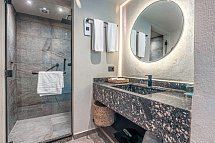 Aldiana Club Naga Bay - Beispiel Bad Doppelzimmer Swim Up (Zimmercodierung DBQ)