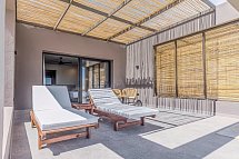Aldiana Club Naga Bay - Wohnbeispiel Swim Up Juniorsuite Meerblick (Zimmercodierung J1Q)