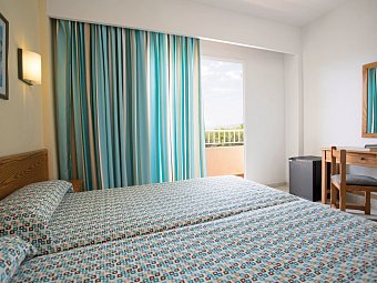 Invisa Ereso - Wohnbeispiel Doppelzimmer (Zimmercodierungen DB1 & DB2)