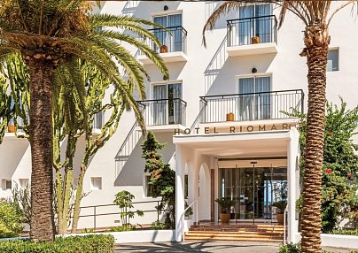 Riomar Ibiza, a Tribute Portfolio Hotel by Marriott Santa Eulalia del Rio