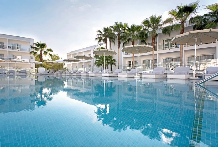Grupotel Ibiza Beach Resort