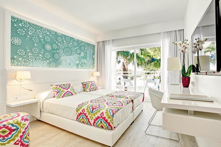 Grupotel Ibiza Beach Resort