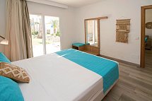 Cala Llenya Resort Ibiza - Wohnbeispiel Suite Gartenblick (Zimmercodierung WBG)