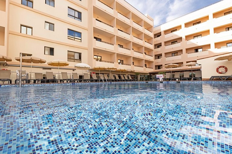 Invisa La Cala