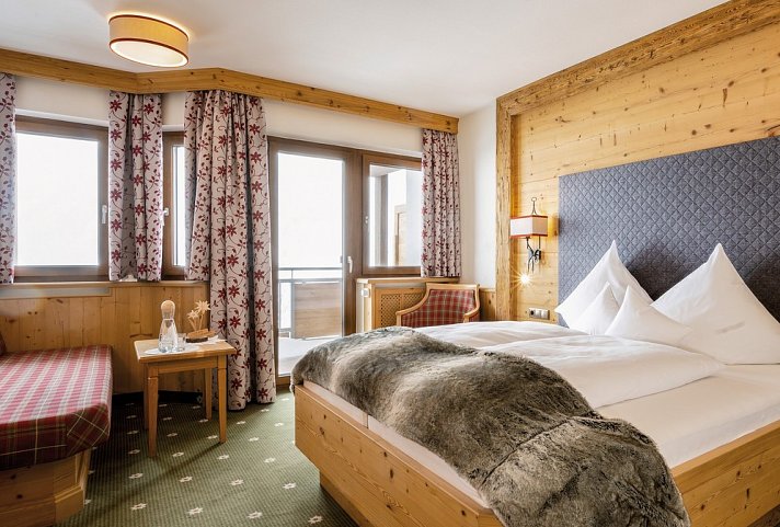 Panorama Hotel Almhof - Wohnbeispiel Doppelzimmer Balkon (Zimmercodierung DB1)