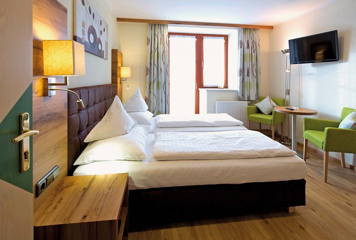 Obermair & Landhaus Sonntal - Wohnbeispiel Doppelzimmer 2 Personen (Zimmercodierung DB1)