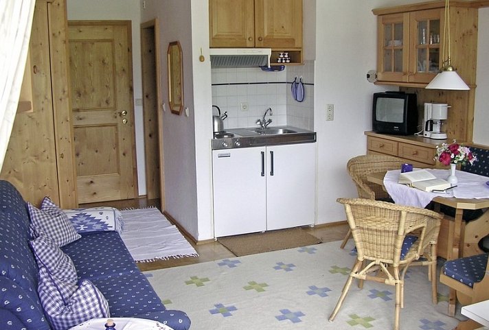 Schatzberg-Haus - Wohnbeispiel 2 Raum-Appartement (Zimmercodierung AB1)