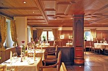 Berghof - Crystal Spa & Sports