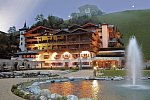 Berghof - Crystal Spa & Sports