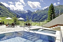 Berghof - Crystal Spa & Sports